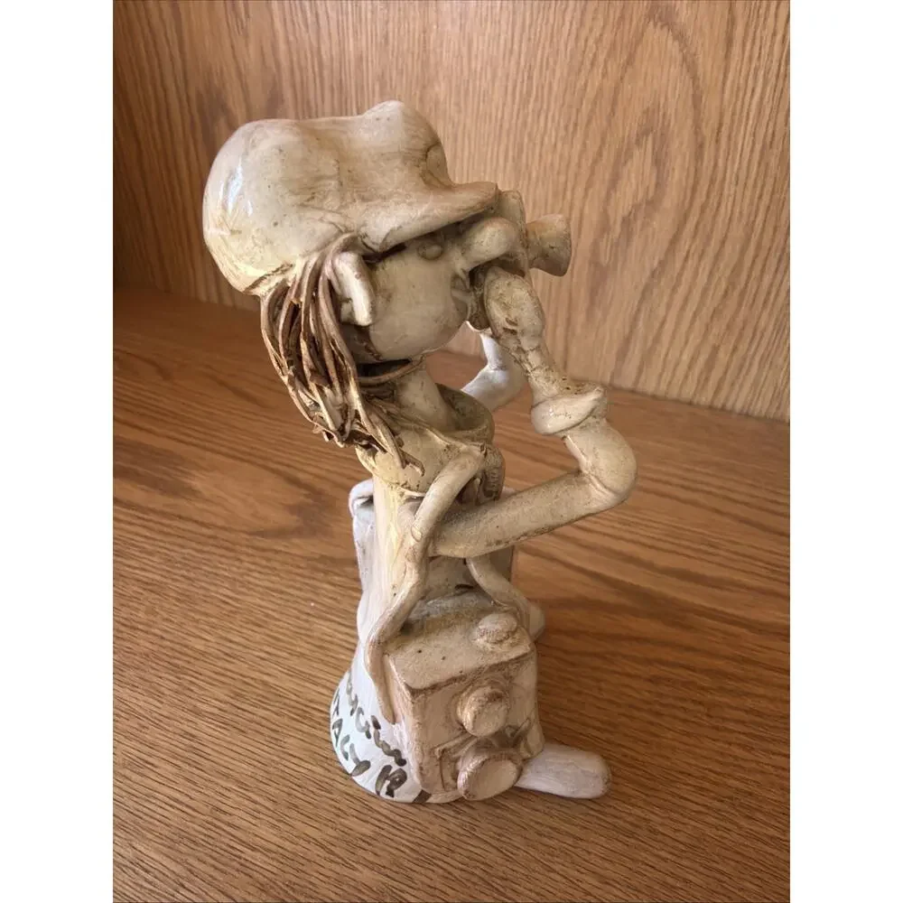 Italian Ceramic Photographer Figurine Signed Bencini 1987‎